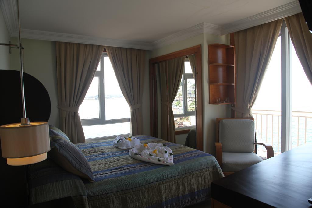 Yali Hotel Side Habitación foto